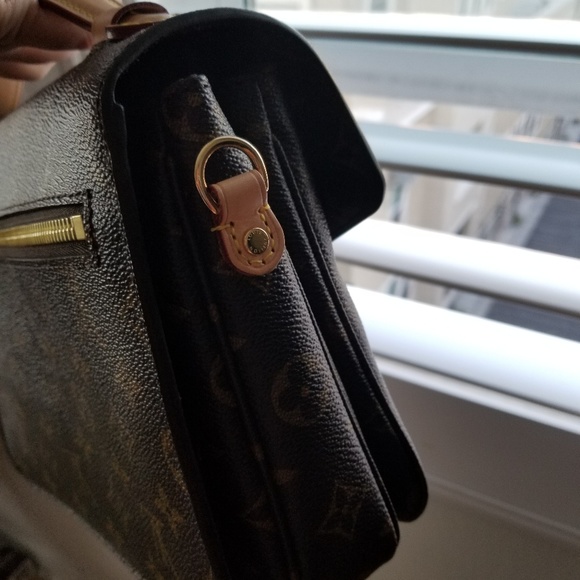 🎉🎉SOLD🎉🎉Auth Louis Vuitton Pochette Metis Mono - Picture 4 of 8